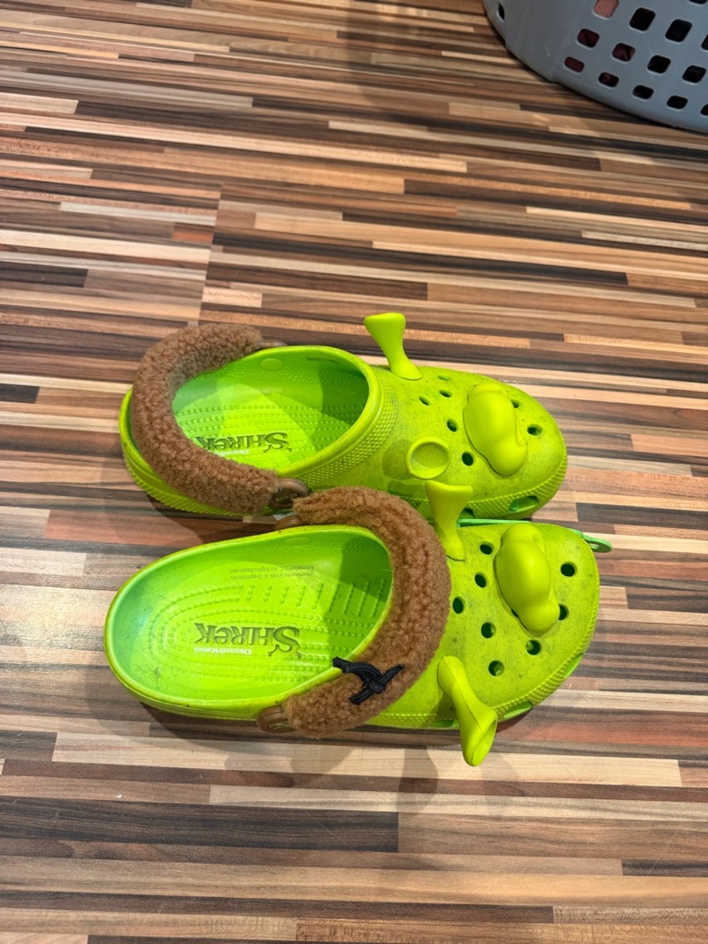 NEW Crocs Shrek Classic Classic Clog Dreamworks US Womens Size 11 NWT